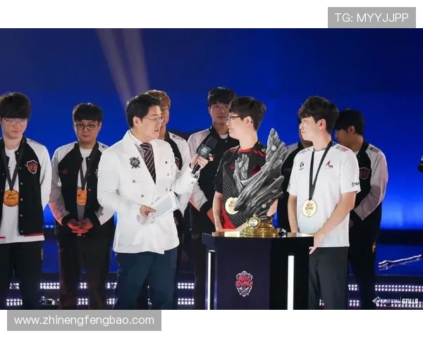 FPX在冠军杯积分榜中以79分稳居第一展现强大实力