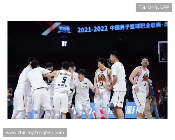 CBA新赛季格局重塑各强队竞逐总冠军趋势与关键战点深度解析 CBA新赛季格局重塑各强队竞逐总冠军趋势与关键战点深度解析